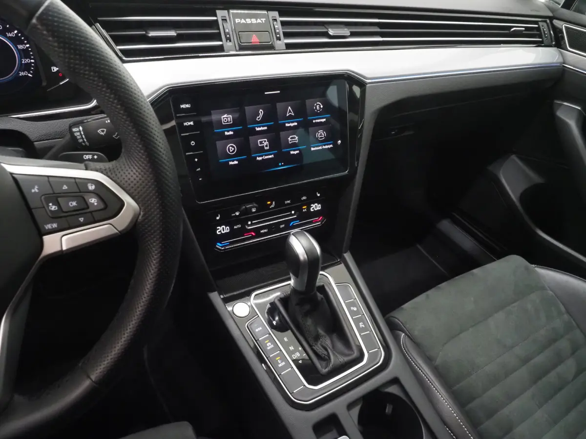 1.4 TSI PHEV GTE | Panoramadak | Leder/Alcantara | Trekhaak | Massage | 360 | Sfeerlicht | Keyless