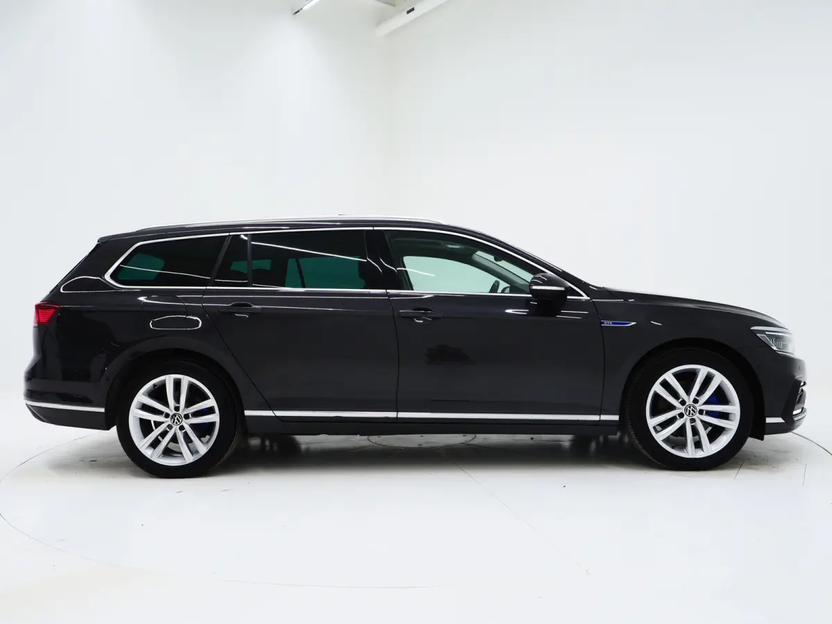1.4 TSI PHEV GTE | Panoramadak | Leder/Alcantara | Trekhaak | Massage | 360 | Sfeerlicht | Keyless
