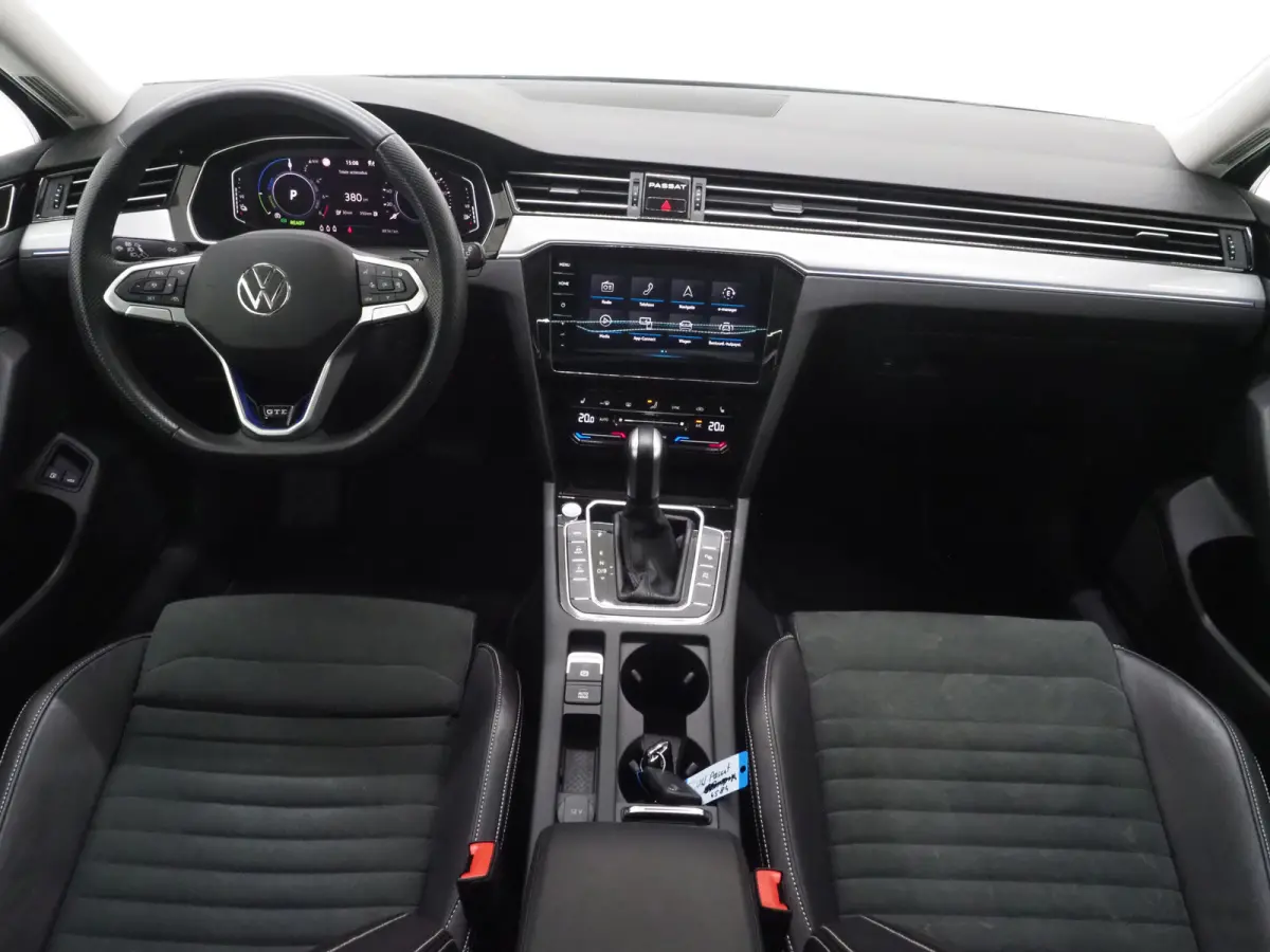 1.4 TSI PHEV GTE | Panoramadak | Leder/Alcantara | Trekhaak | Massage | 360 | Sfeerlicht | Keyless