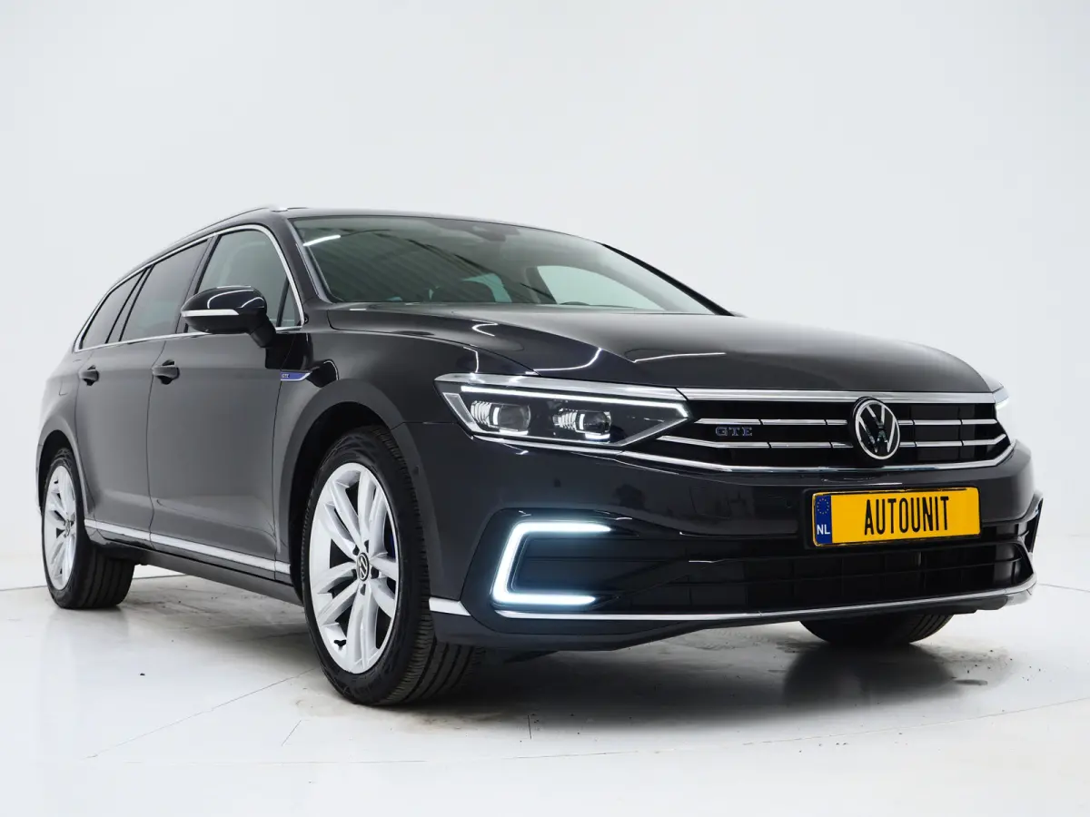 1.4 TSI PHEV GTE | Panoramadak | Leder/Alcantara | Trekhaak | Massage | 360 | Sfeerlicht | Keyless