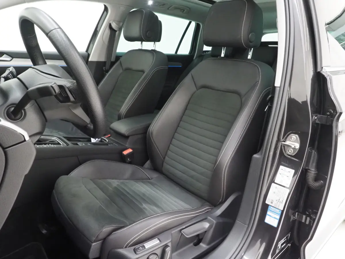 1.4 TSI PHEV GTE | Panoramadak | Leder/Alcantara | Trekhaak | Massage | 360 | Sfeerlicht | Keyless