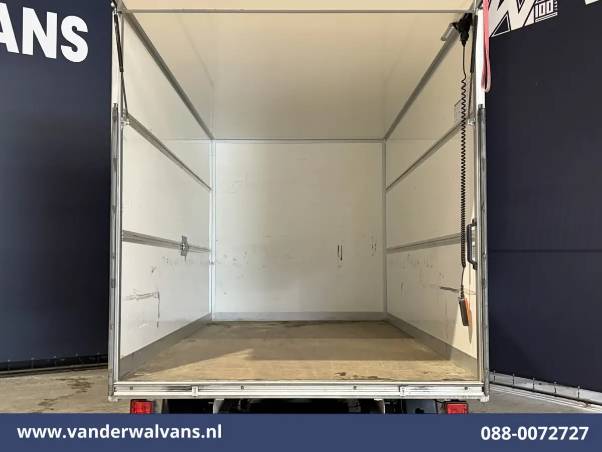 2.0 TDCI 130pk Bakwagen Laadklep Euro6 Airco | Cruisecontrol | Verwarmde voorruit Bijrijdersbank
