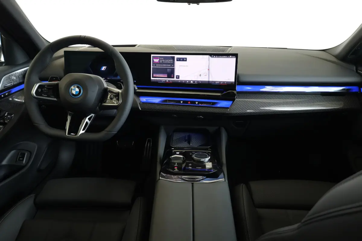 530e | M Sport Pro | Bowers & Wilkins Sound System | Panoramadak | Trekhaak