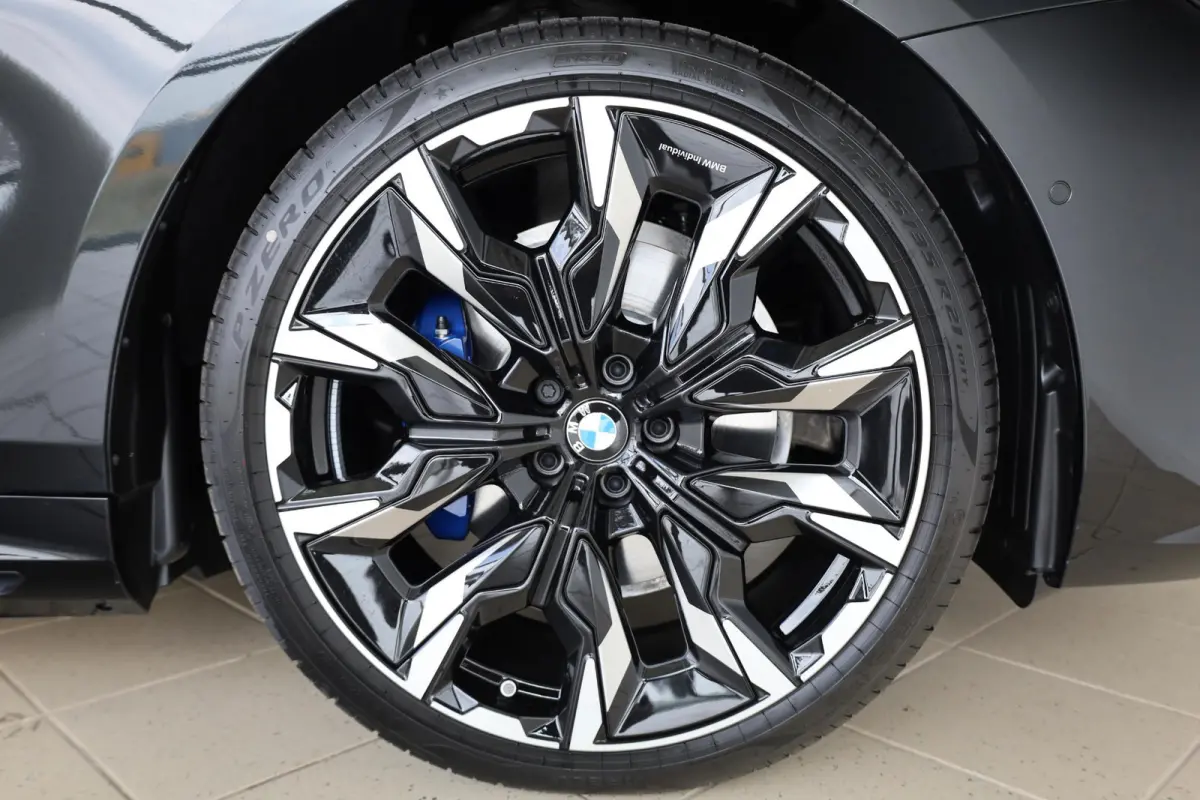 530e | M Sport Pro | Bowers & Wilkins Sound System | Panoramadak | Trekhaak