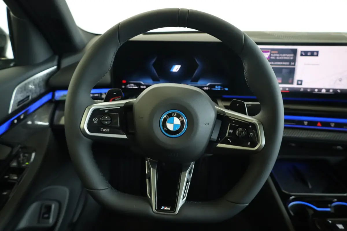 530e | M Sport Pro | Bowers & Wilkins Sound System | Panoramadak | Trekhaak