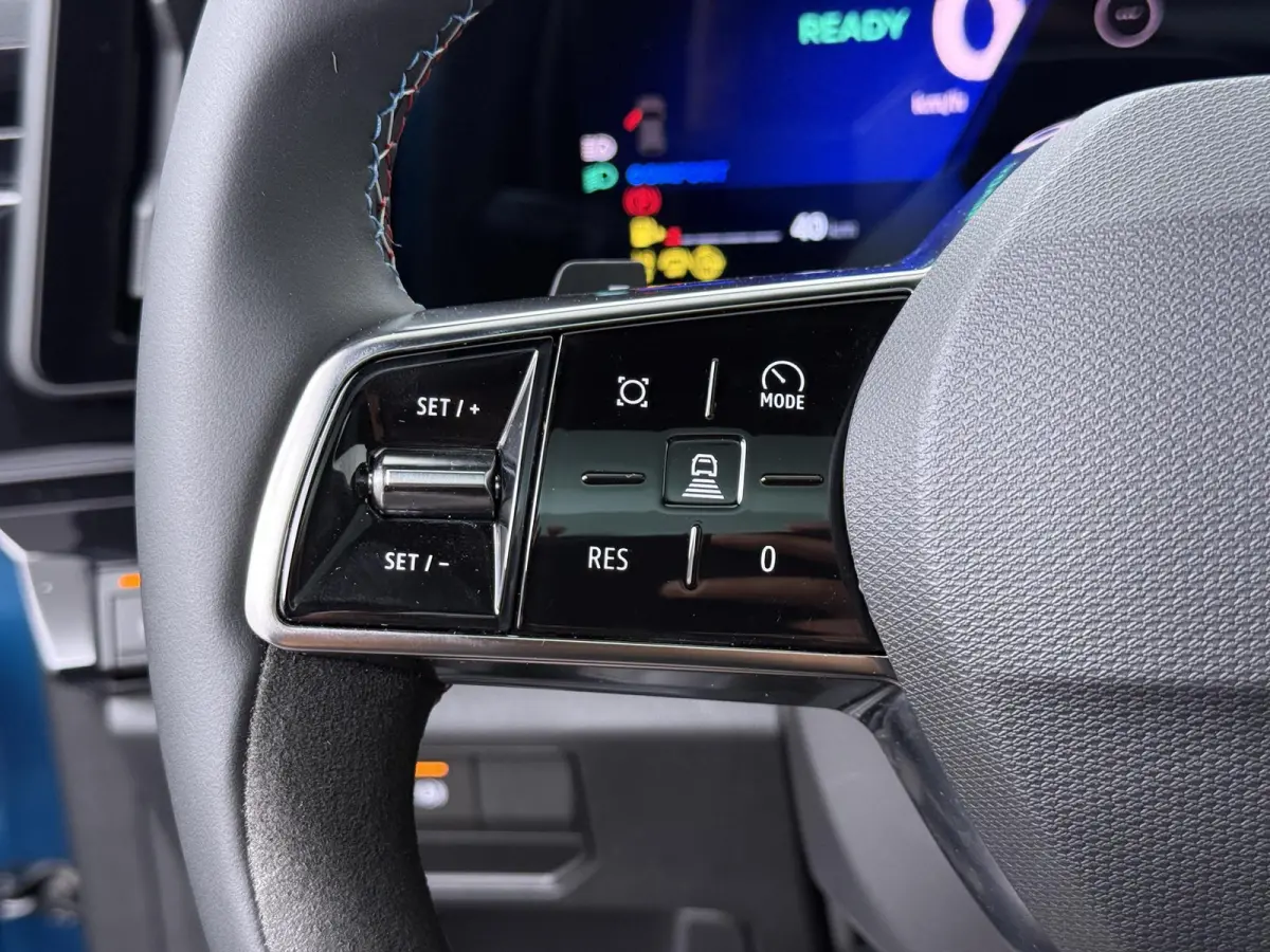 esprit Alpine full hybrid E-Tech 200 | 4CONTROL advanced | Harman Kardon | Panoramadak |