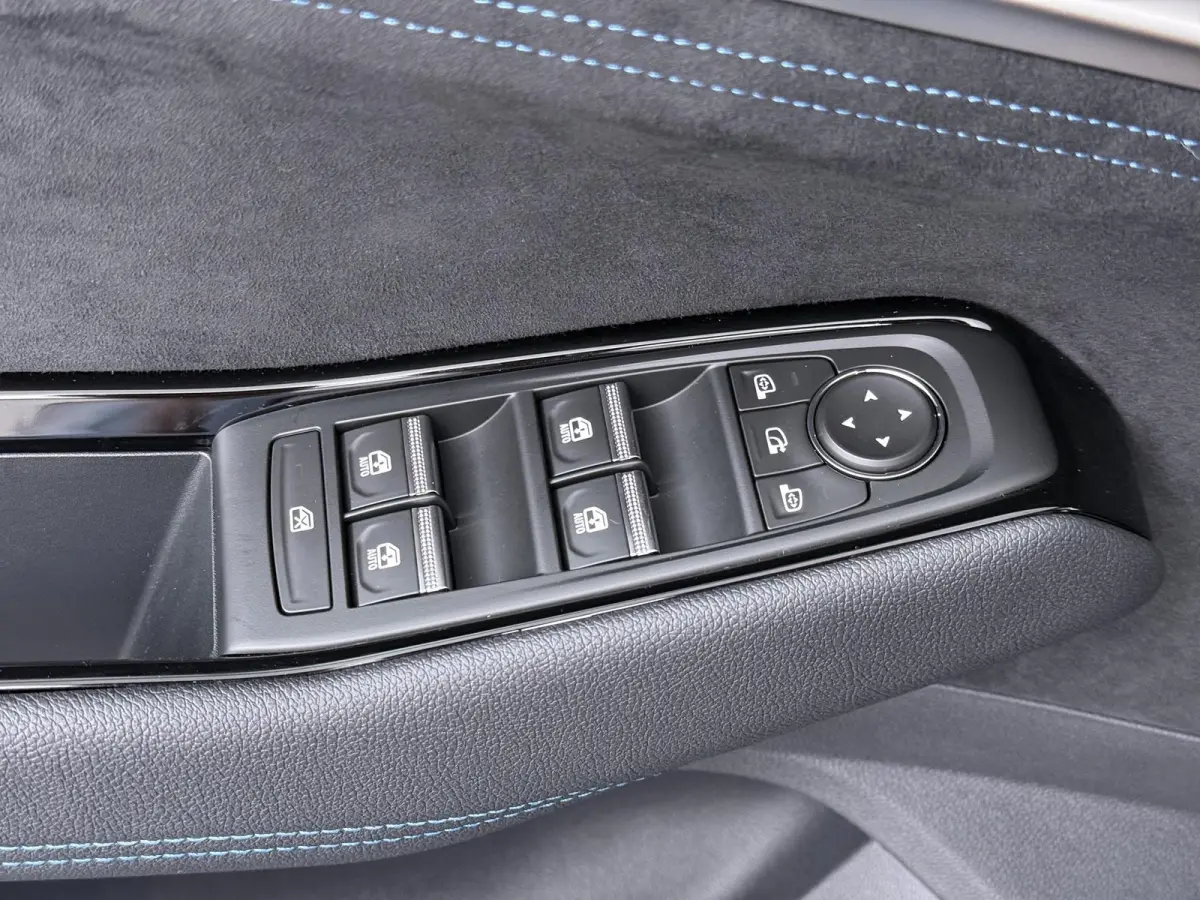 esprit Alpine full hybrid E-Tech 200 | 4CONTROL advanced | Harman Kardon | Panoramadak |