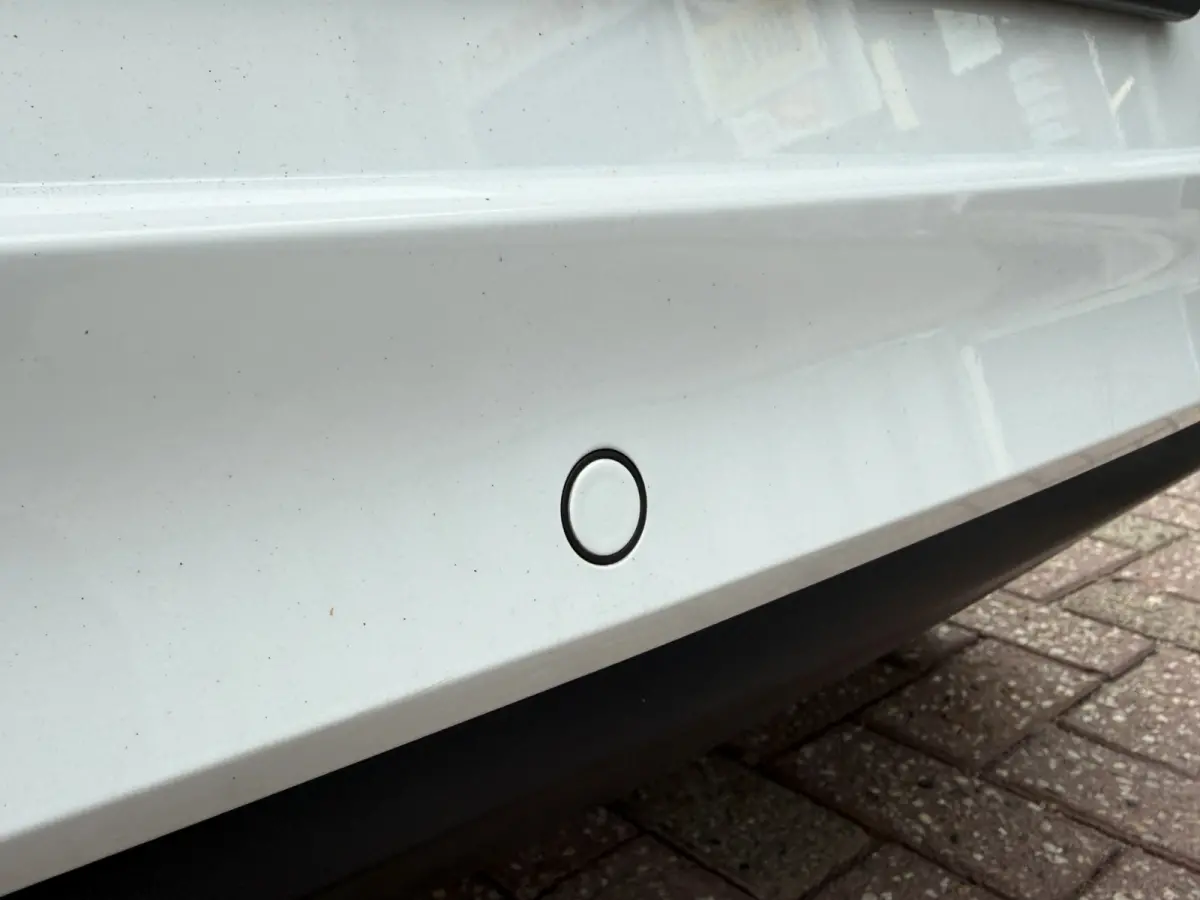 Up! 1.0 BMT high up!. | DAB | CRUISE | BLUETOOTH | STOELVERW. | LICHTMETAAL |
