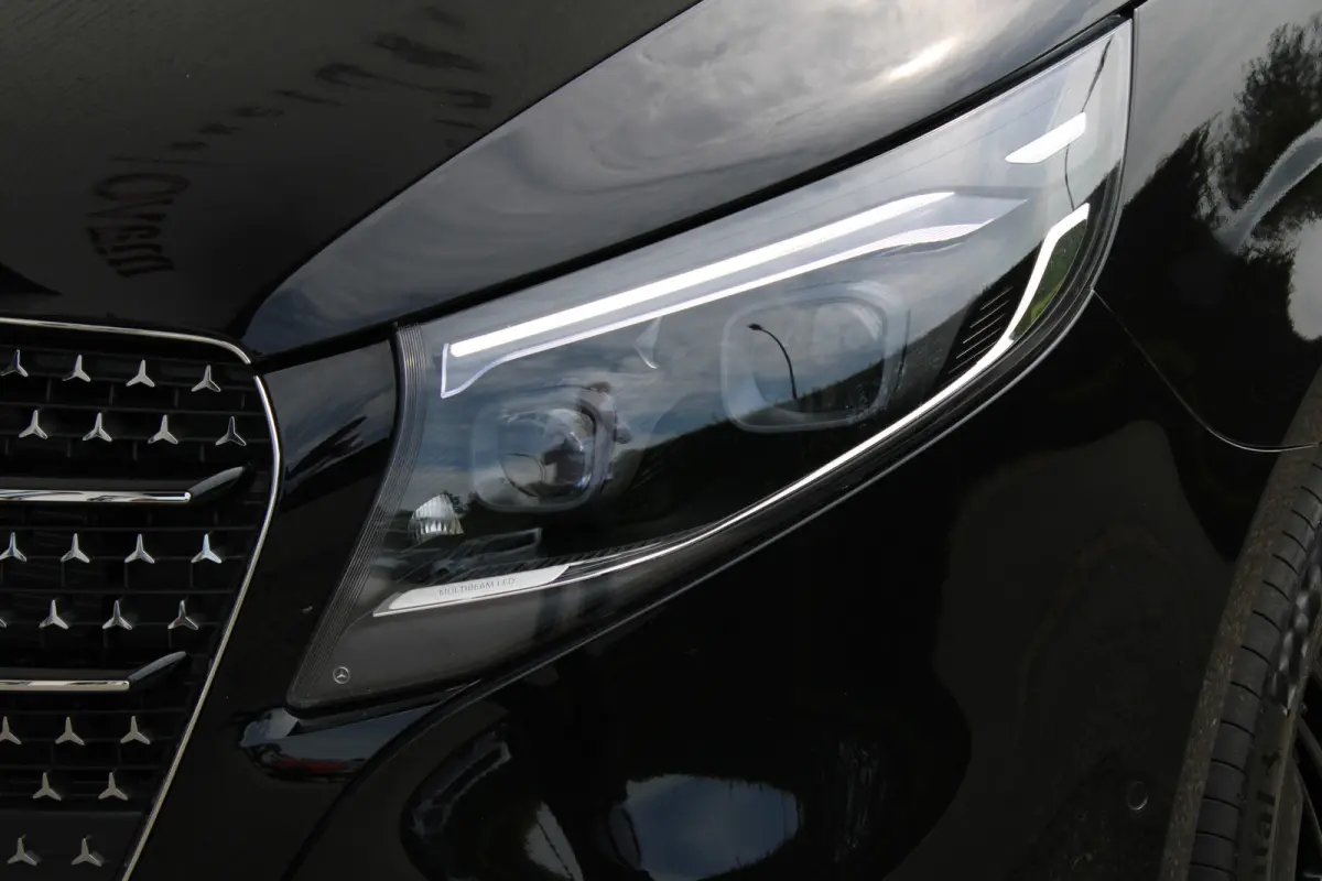 300d / XXL / AMG / 4-Matic / VIP 8-Persoons / Luchtvering / TV / Burmester / 360 Camera / Vol Opties / NIEUWSTAAT