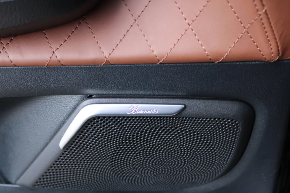300d / XXL / AMG / 4-Matic / VIP 8-Persoons / Luchtvering / TV / Burmester / 360 Camera / Vol Opties / NIEUWSTAAT