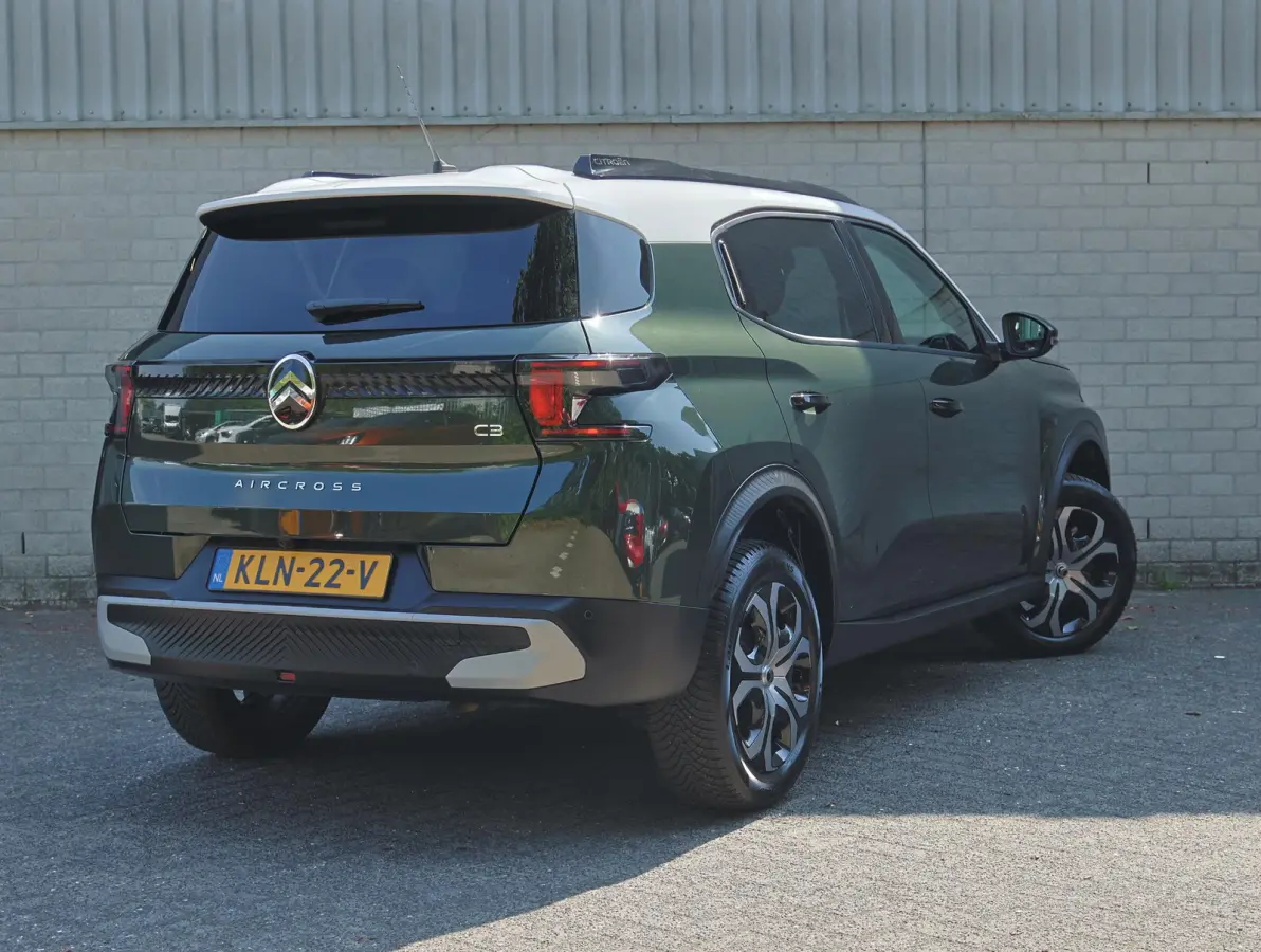 1.2 Hybrid 145pk Plus | Camera | Apple Carplay en Android Auto | Climate control