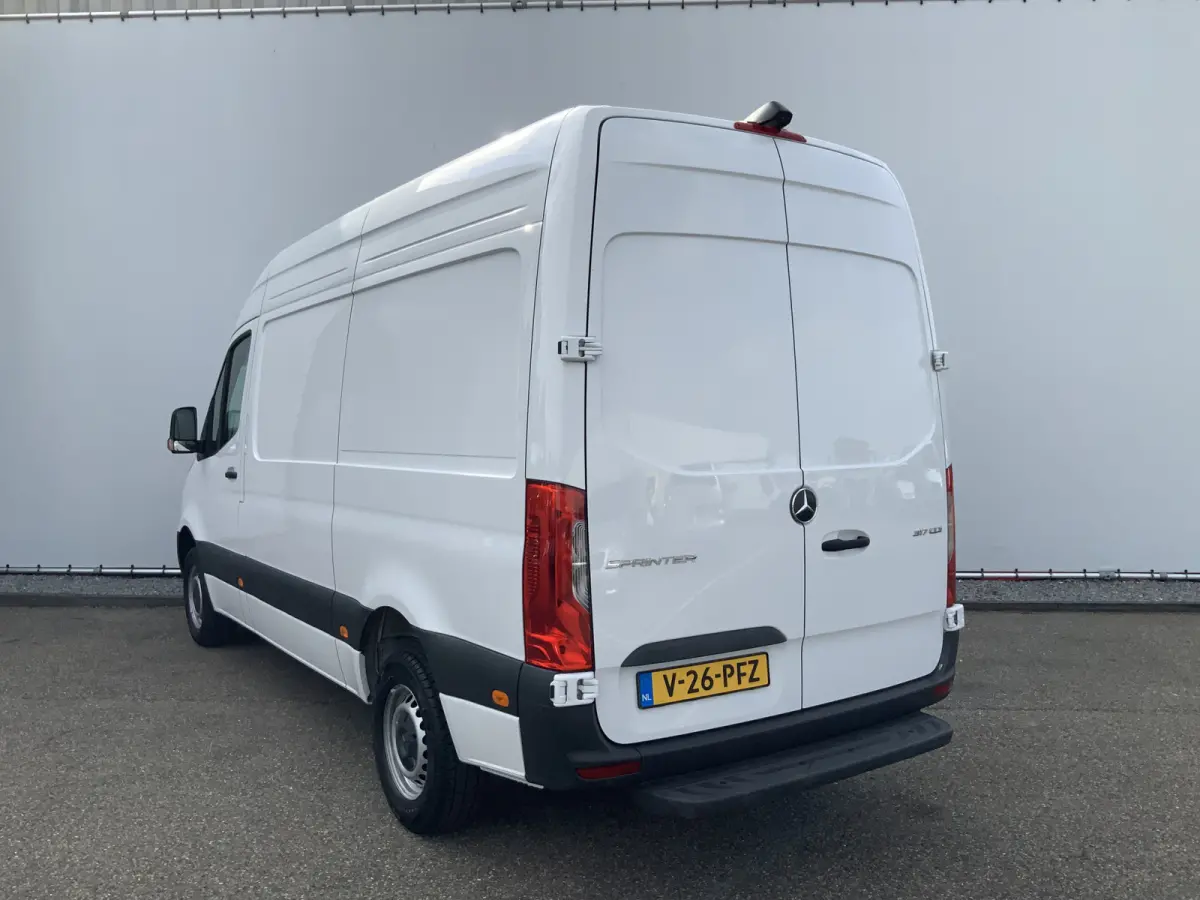 317 1.9 CDI L2H2 Automaat 3 Zits Airco Camera Cruise Opstap Navi Euro 6