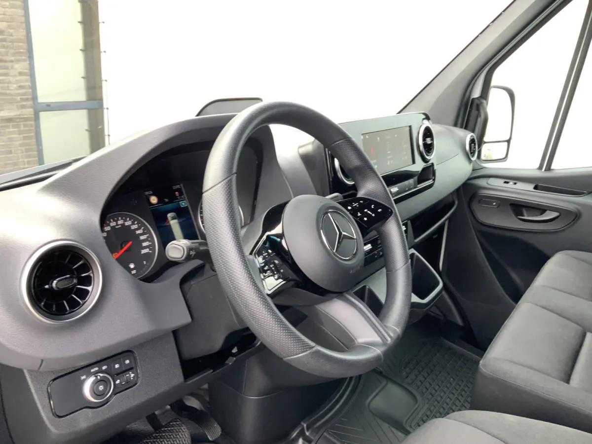 317 1.9 CDI L2H2 Automaat 3 Zits Airco Camera Cruise Opstap Navi Euro 6