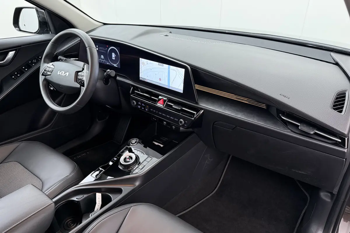 DynamicLine 64.8 kWh 3-Fase (98% SOH) Adapt. Cruise Carplay Camera