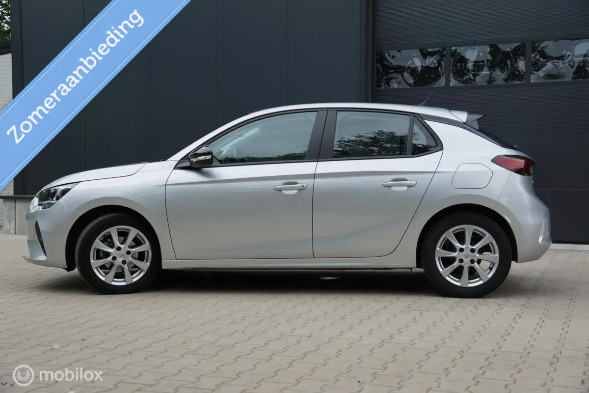 1.2 Edition | 2022 | 45.720 km NAP | CarPlay