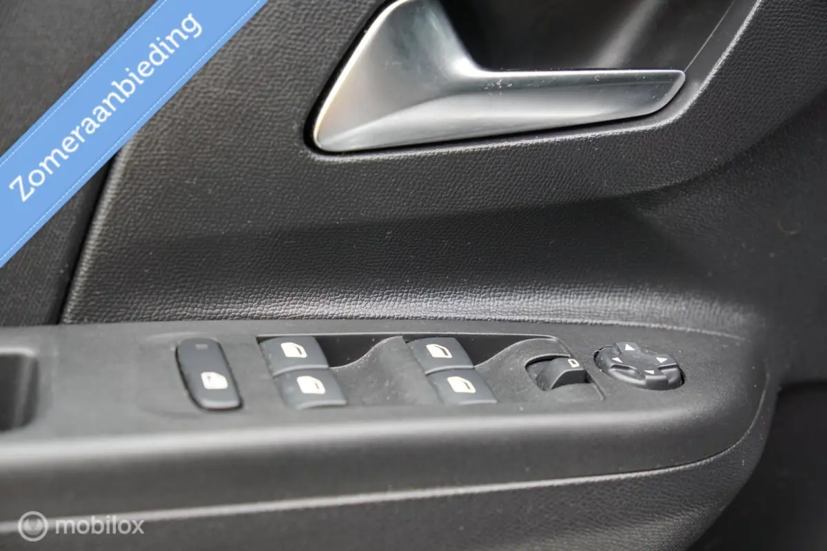 1.2 Edition | 2022 | 45.720 km NAP | CarPlay
