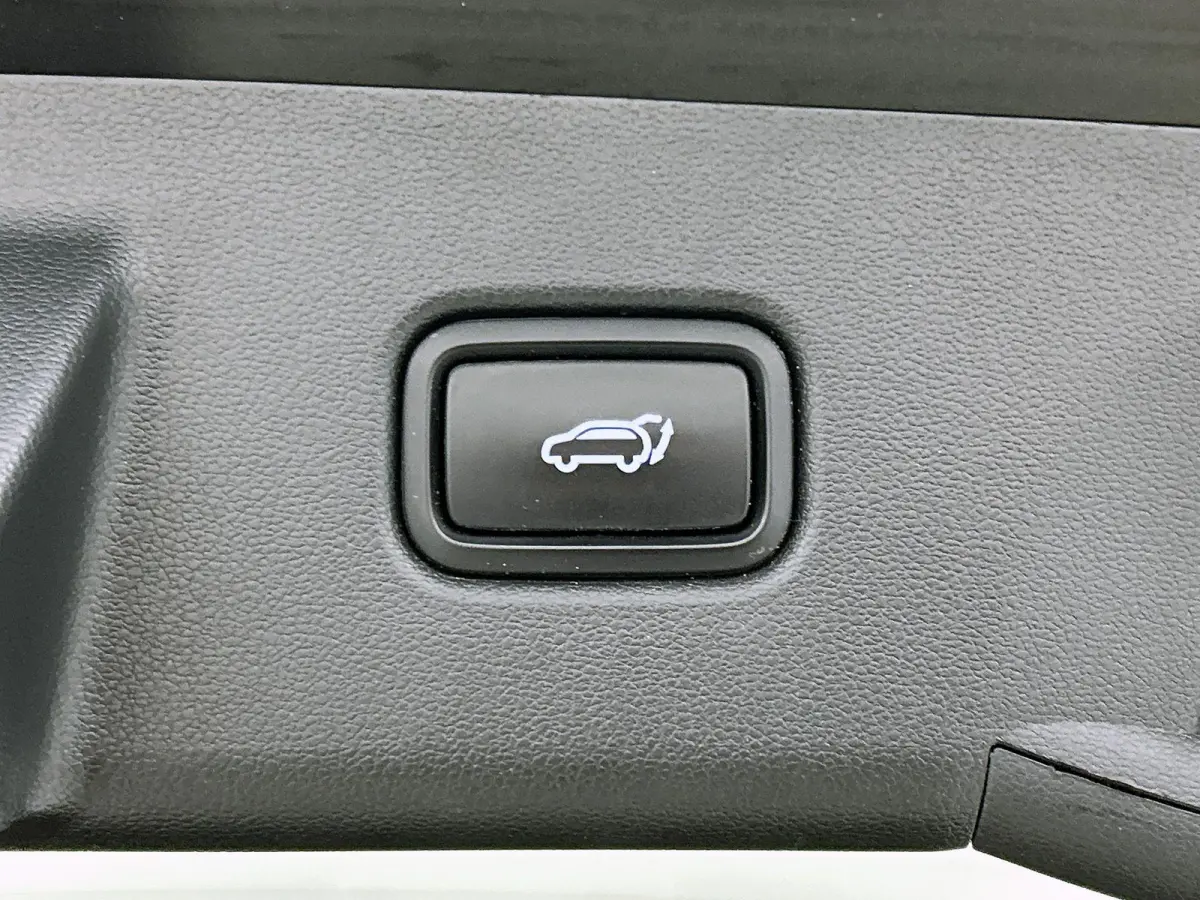1.6 T-GDI MHEV Comfort Smart 150 PK | Navigatie | Airco | Stoelverwarming | Stuurverwarming | Achteruitrijcamera | Parkeersensoren | Trekhaak |