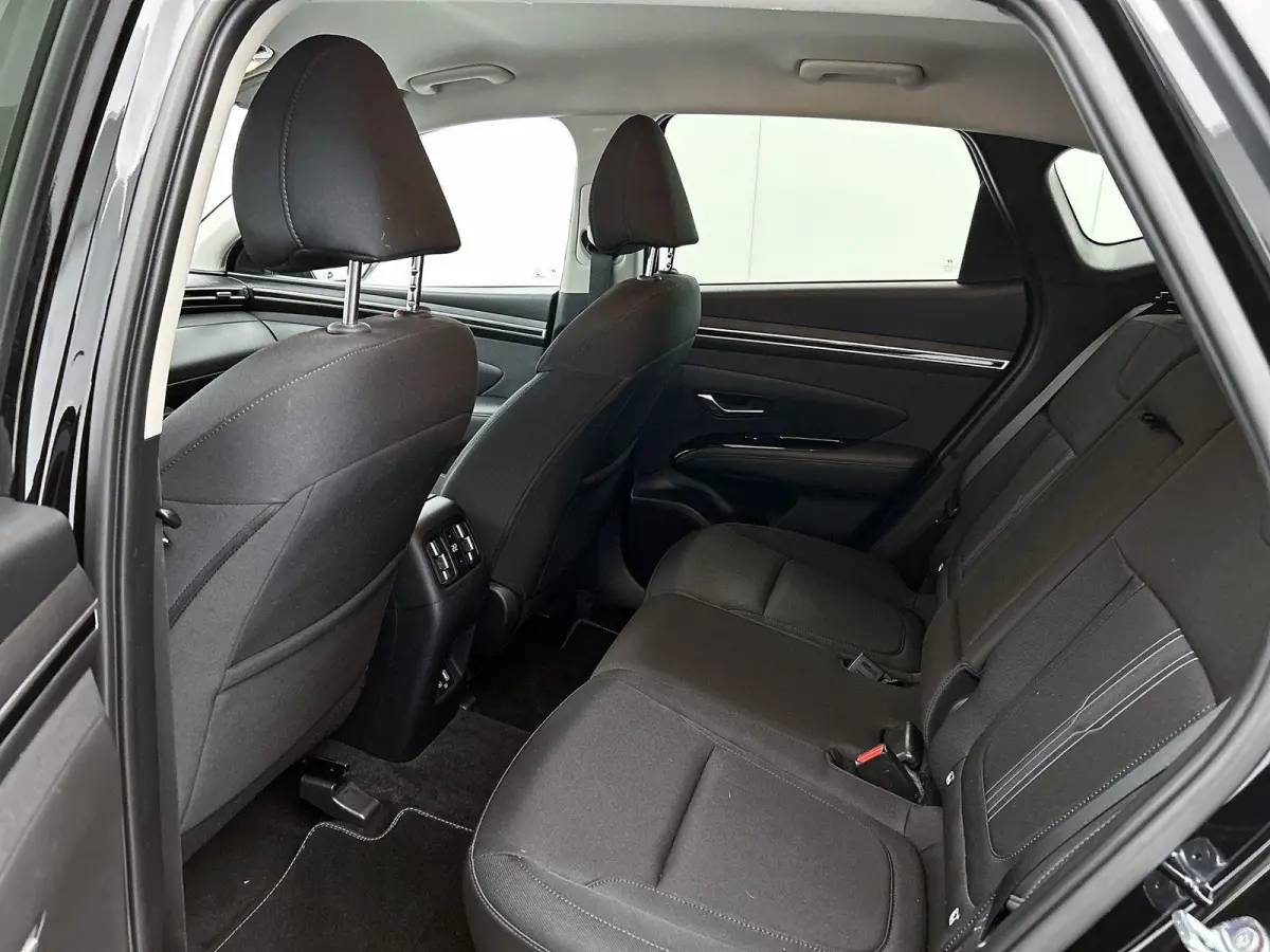 1.6 T-GDI MHEV Comfort Smart 150 PK | Navigatie | Airco | Stoelverwarming | Stuurverwarming | Achteruitrijcamera | Parkeersensoren | Trekhaak |