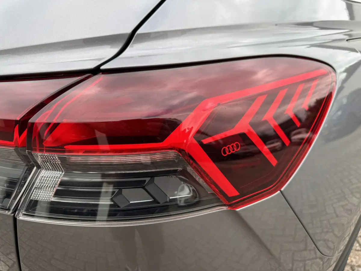 35 Launch edition 55 kWh SOH 91% Navi Carplay Leder Stoelverw All-Season banden PDC V+A Clima