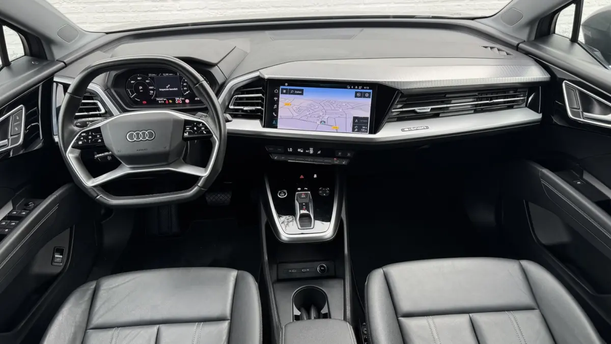 35 Launch edition 55 kWh SOH 91% Navi Carplay Leder Stoelverw All-Season banden PDC V+A Clima