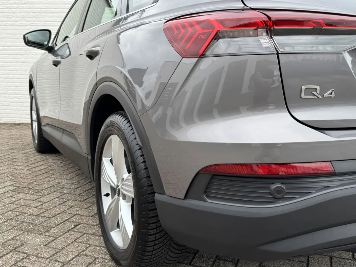 35 Launch edition 55 kWh SOH 91% Navi Carplay Leder Stoelverw All-Season banden PDC V+A Clima