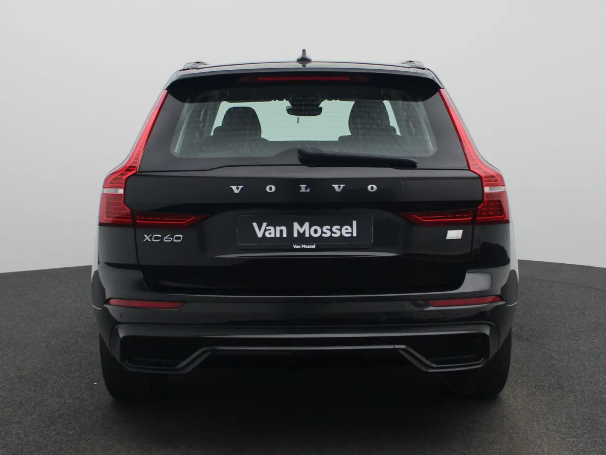T6 PHEV Plus Dark Aut. | PANO-SCHUIFDAK | LEER | STOEL-STUURWIELVERWARMING | CAMERA | NAVIGATIE
