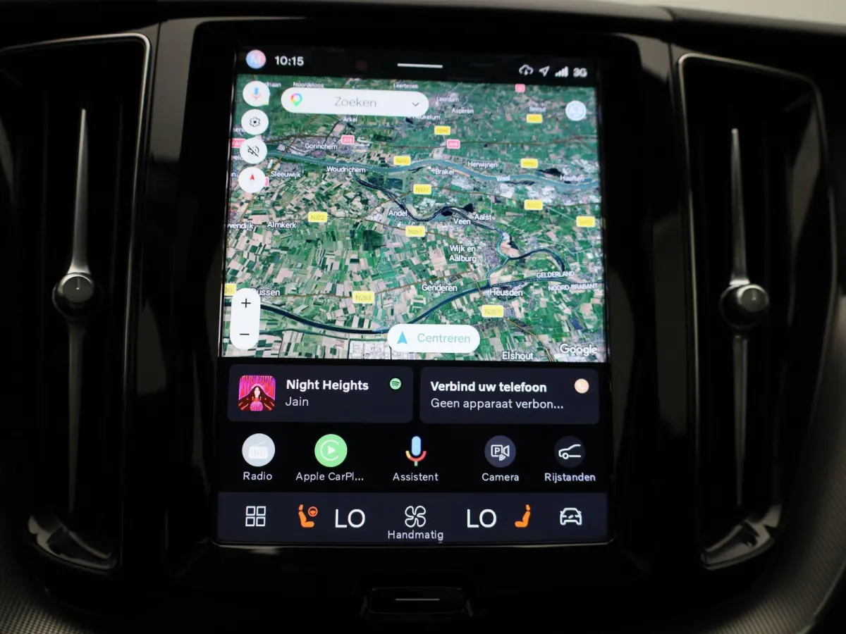 T6 PHEV Plus Dark Aut. | PANO-SCHUIFDAK | LEER | STOEL-STUURWIELVERWARMING | CAMERA | NAVIGATIE