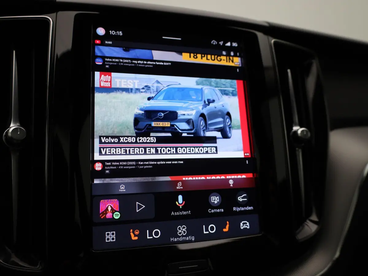 T6 PHEV Plus Dark Aut. | PANO-SCHUIFDAK | LEER | STOEL-STUURWIELVERWARMING | CAMERA | NAVIGATIE