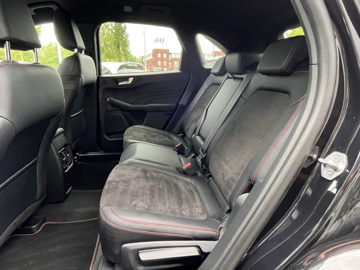 2.5 PHEV ST-Line X 225pk/165pk e-CVT Automaat | E-Trekhaak | Black Pack | Winter Pack | Driver Assistance Pack | Technology Pack etc. etc.