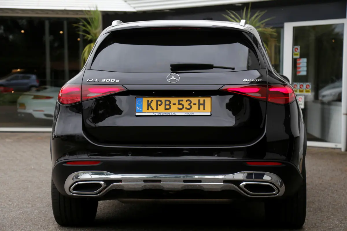 4MATIC Plug in hybride PHEV*Perfect MB Onderh.*1ste Eig.*Luchtvering/Elek. Trekhaak/ACC/Stoelverw./Stuurverw./Dodehoek/LED/Camera/Apple Carplay-Android/Parkeersens.V+A/18 inch LM*