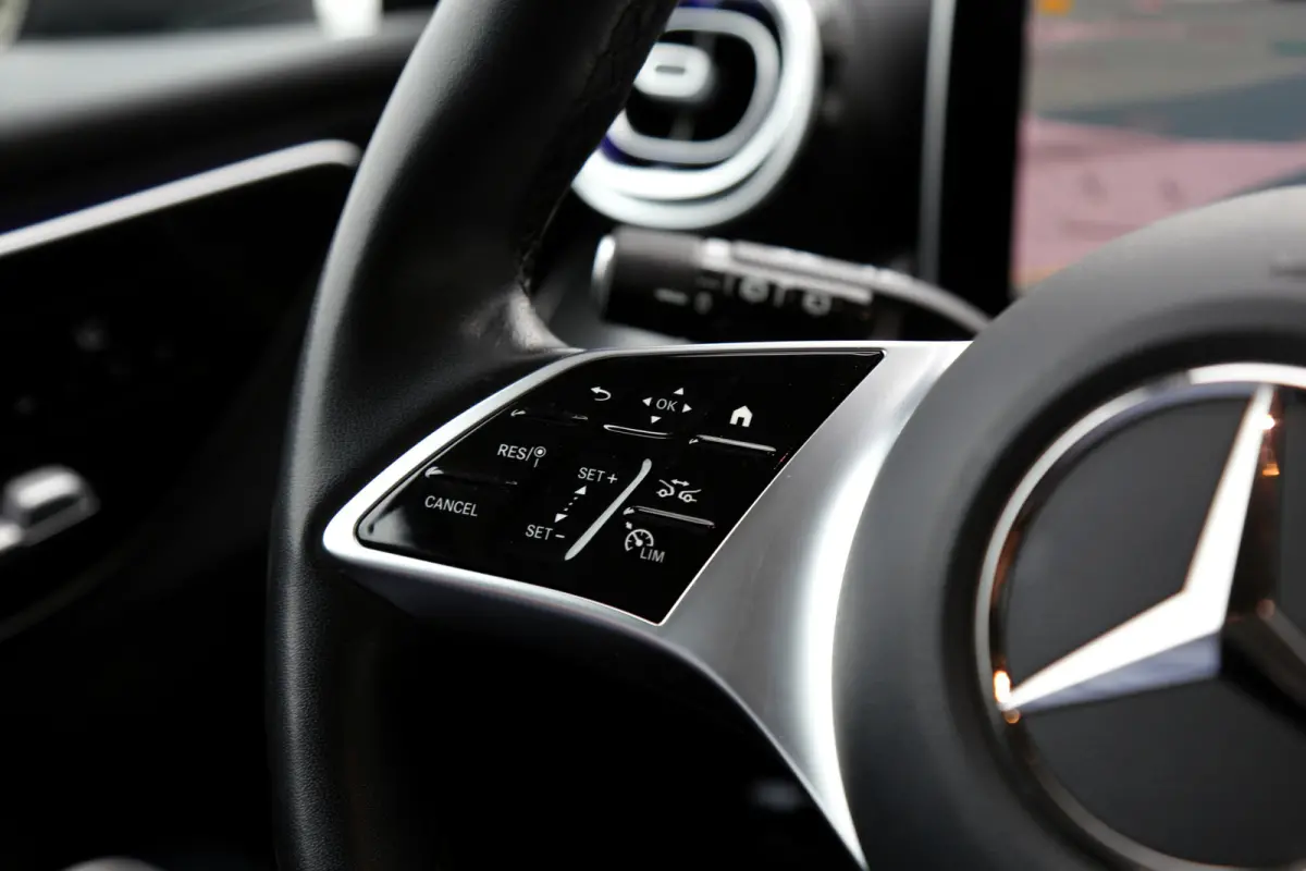 4MATIC Plug in hybride PHEV*Perfect MB Onderh.*1ste Eig.*Luchtvering/Elek. Trekhaak/ACC/Stoelverw./Stuurverw./Dodehoek/LED/Camera/Apple Carplay-Android/Parkeersens.V+A/18 inch LM*