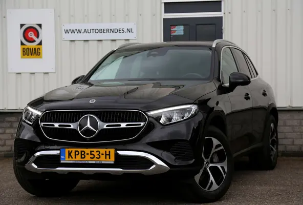 4MATIC Plug in hybride PHEV*Perfect MB Onderh.*1ste Eig.*Luchtvering/Elek. Trekhaak/ACC/Stoelverw./Stuurverw./Dodehoek/LED/Camera/Apple Carplay-Android/Parkeersens.V+A/18 inch LM*