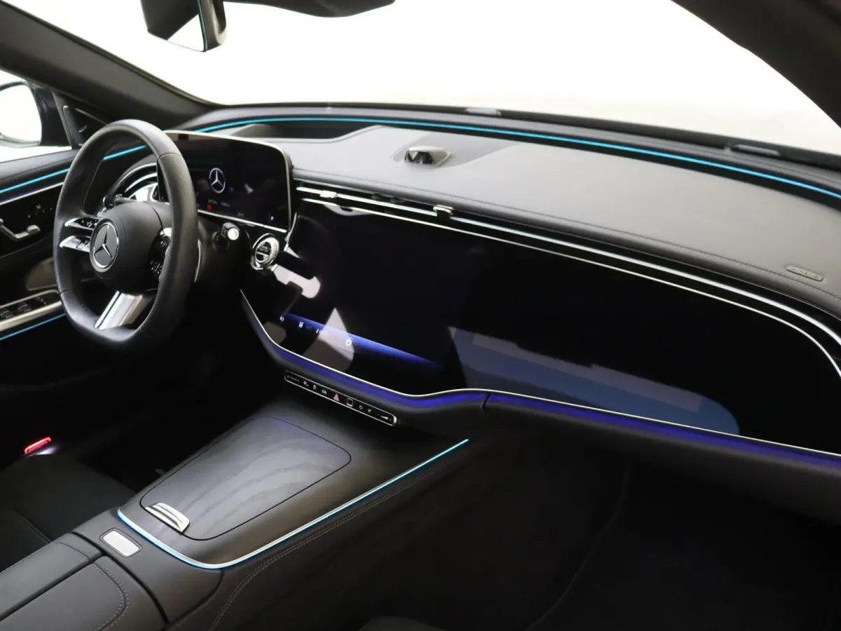 300 e Sport Edition /Panoramadak /Burmester /Memory /360 Camera /20 Inch /11.281 KM!