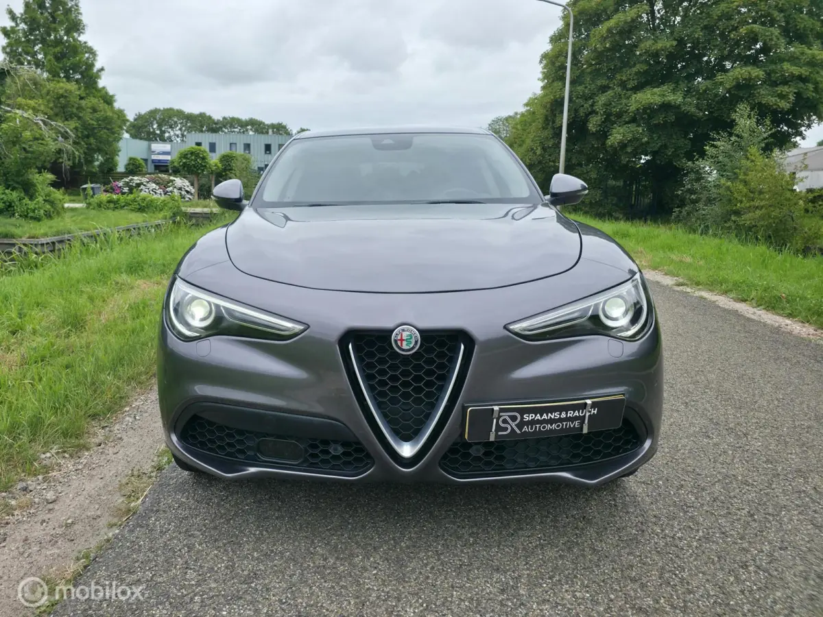 2.0 T 280pk / AWD / Leder / Camera / Navi