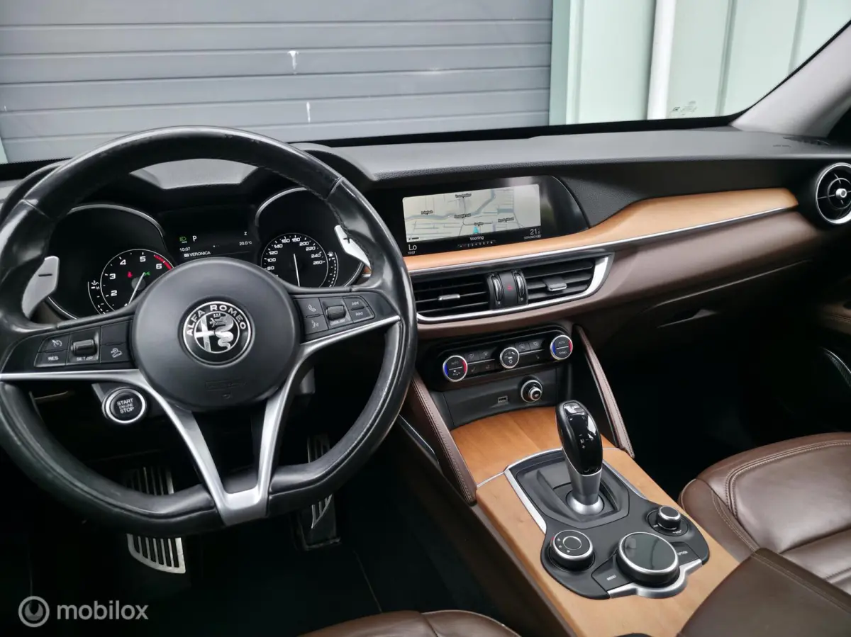 2.0 T 280pk / AWD / Leder / Camera / Navi