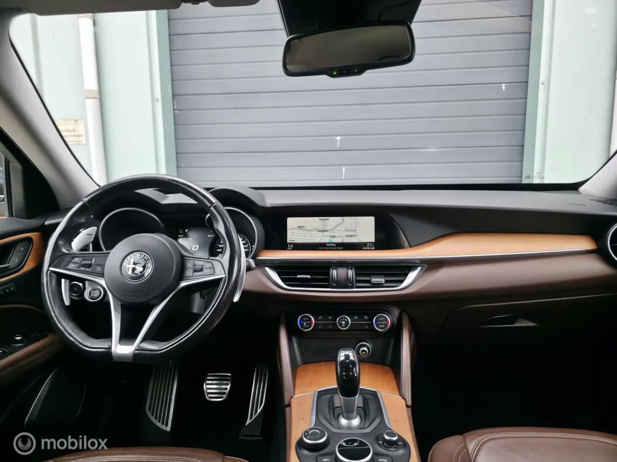 2.0 T 280pk / AWD / Leder / Camera / Navi