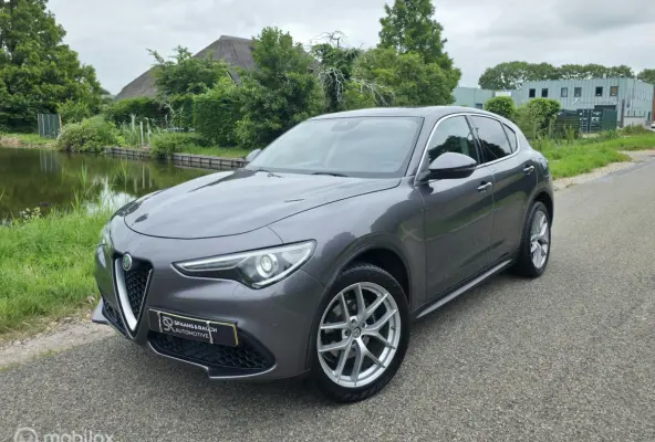 2.0 T 280pk / AWD / Leder / Camera / Navi