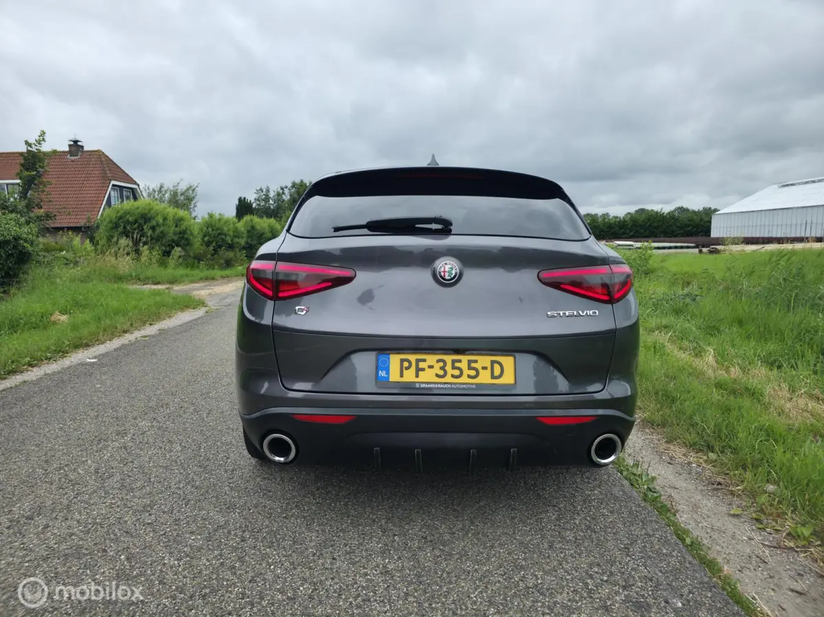 2.0 T 280pk / AWD / Leder / Camera / Navi