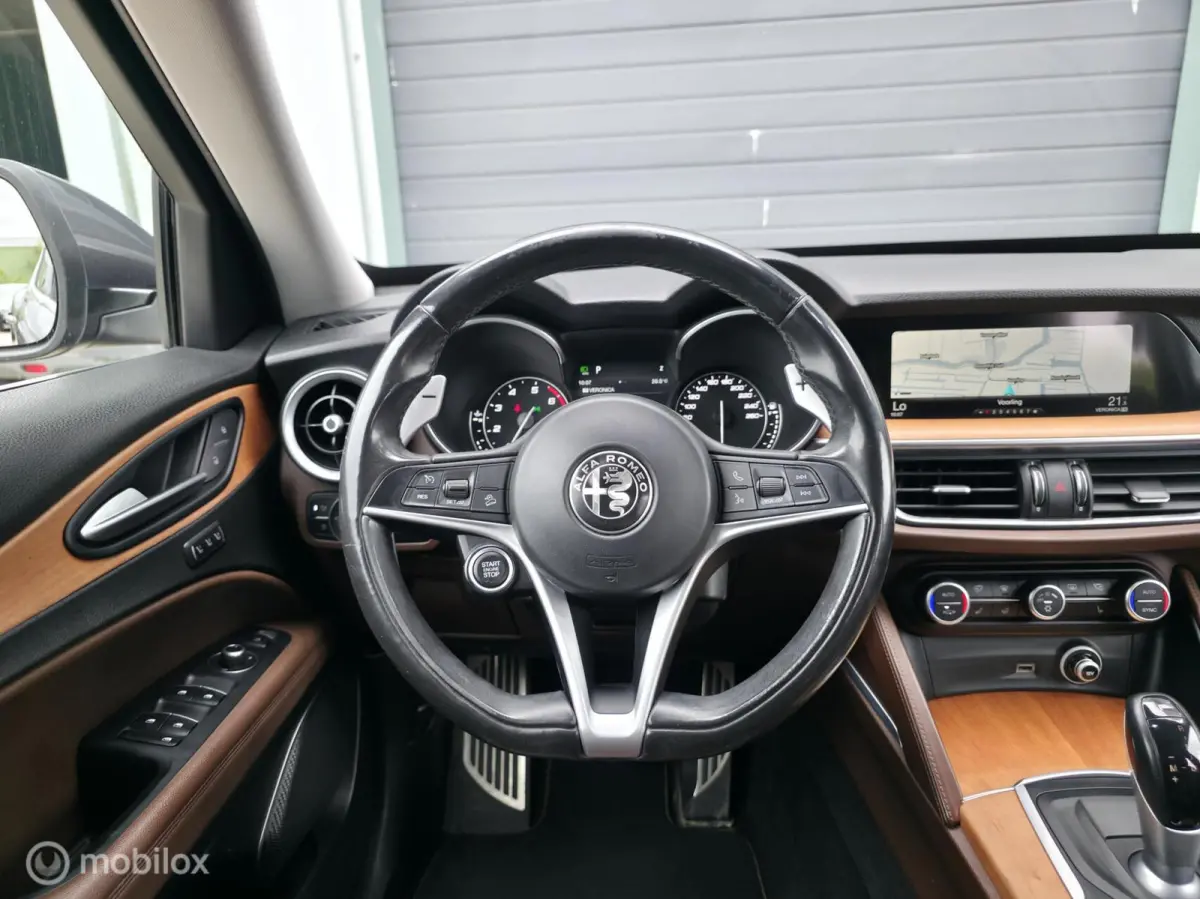 2.0 T 280pk / AWD / Leder / Camera / Navi