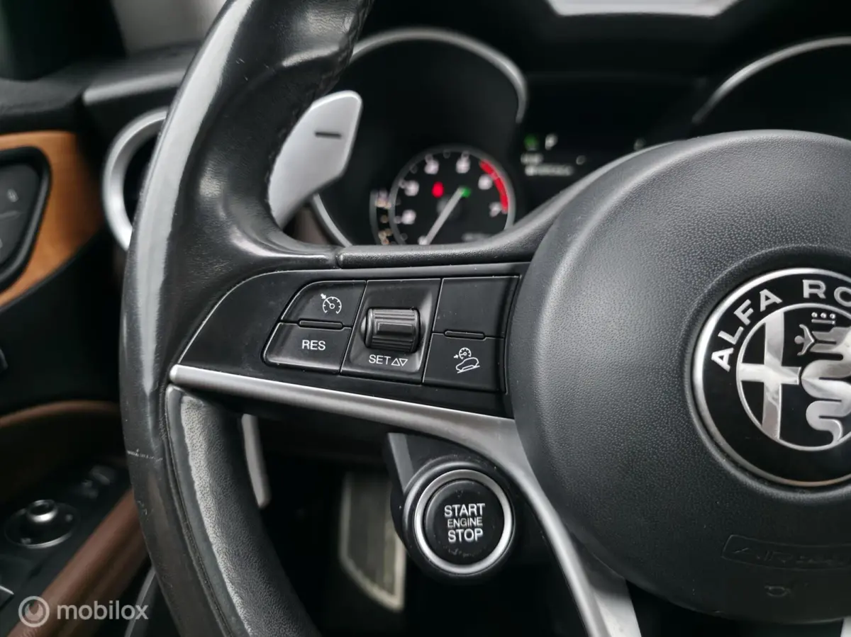 2.0 T 280pk / AWD / Leder / Camera / Navi