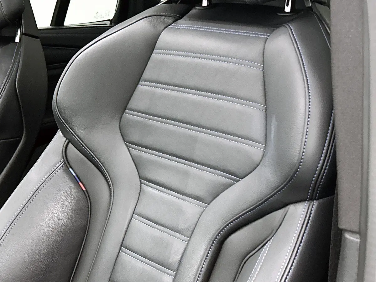 xDrive30e High Executive | LEDER | PANORAMADAK | HARMAN KARDON | HEAD-UP DISPLAY | MEMORY STOELEN | STOELVERWARMING | DODEHOEKSENSOREN | SFEERVERLICHTING | GROOTLICHTASSISTENT | APPLE CARPLA