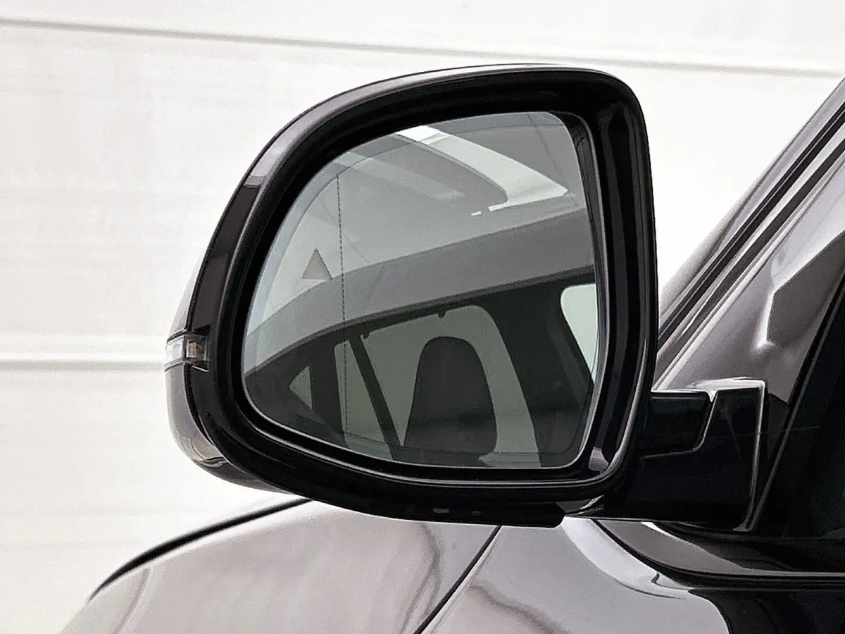 xDrive30e High Executive | LEDER | PANORAMADAK | HARMAN KARDON | HEAD-UP DISPLAY | MEMORY STOELEN | STOELVERWARMING | DODEHOEKSENSOREN | SFEERVERLICHTING | GROOTLICHTASSISTENT | APPLE CARPLA