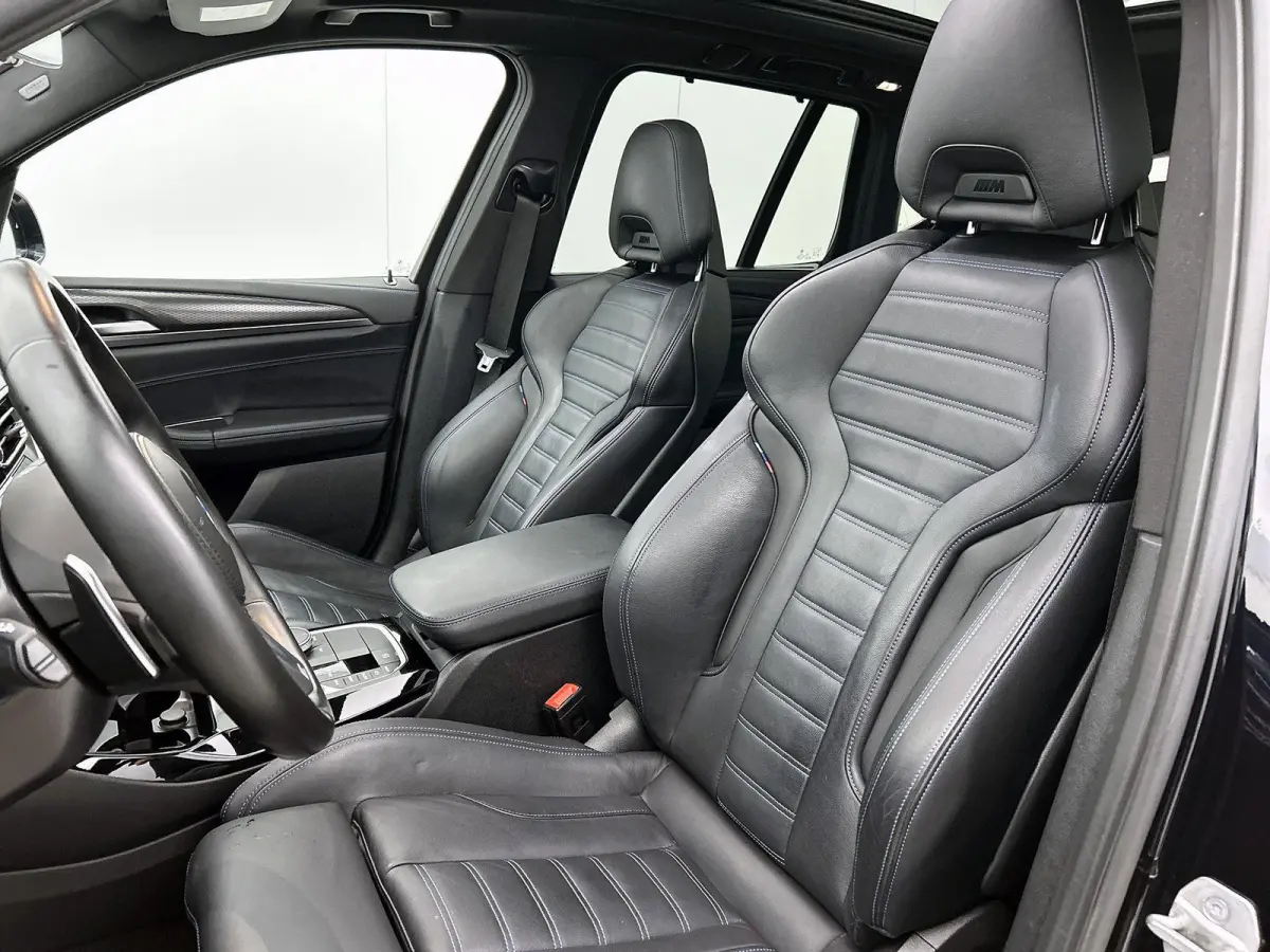 xDrive30e High Executive | LEDER | PANORAMADAK | HARMAN KARDON | HEAD-UP DISPLAY | MEMORY STOELEN | STOELVERWARMING | DODEHOEKSENSOREN | SFEERVERLICHTING | GROOTLICHTASSISTENT | APPLE CARPLA