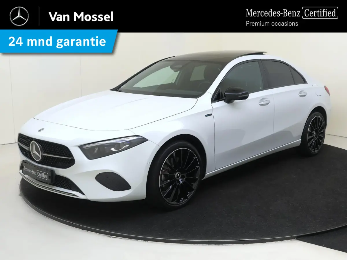 250 e Luxury Line /Panoramadak /19 Inch /Nightpakket /18.868 KM!