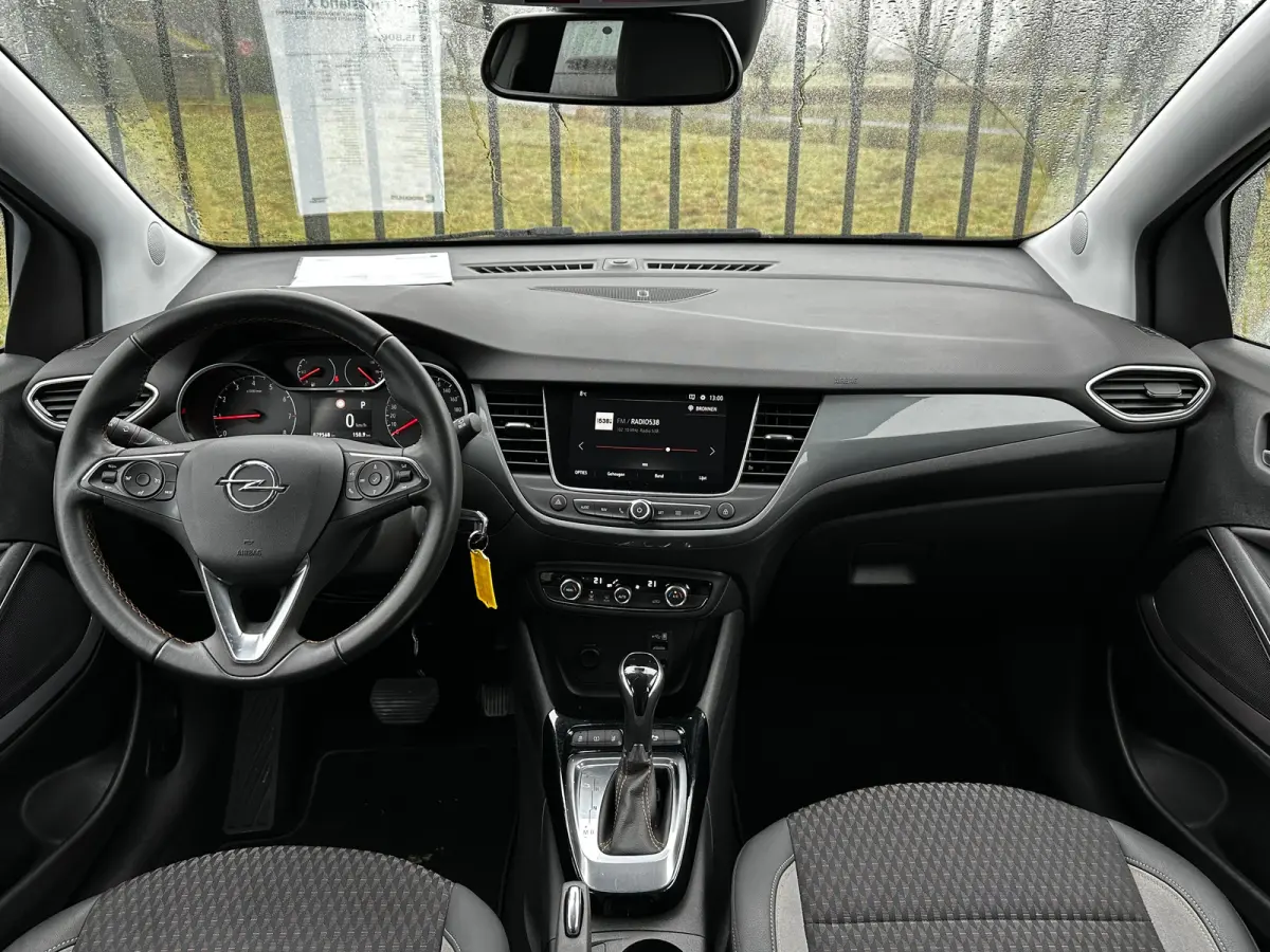 1.2 130 PK Automaat Turbo Innovation | TREKHAAK| LED KOPLAMPEN| PARKEERSENSOREN| NAVIGATIE + APPLE CARPLAY/ANDROID AUTO| CLIMATE CONTROL| DEALER ONDERHOUDEN|
