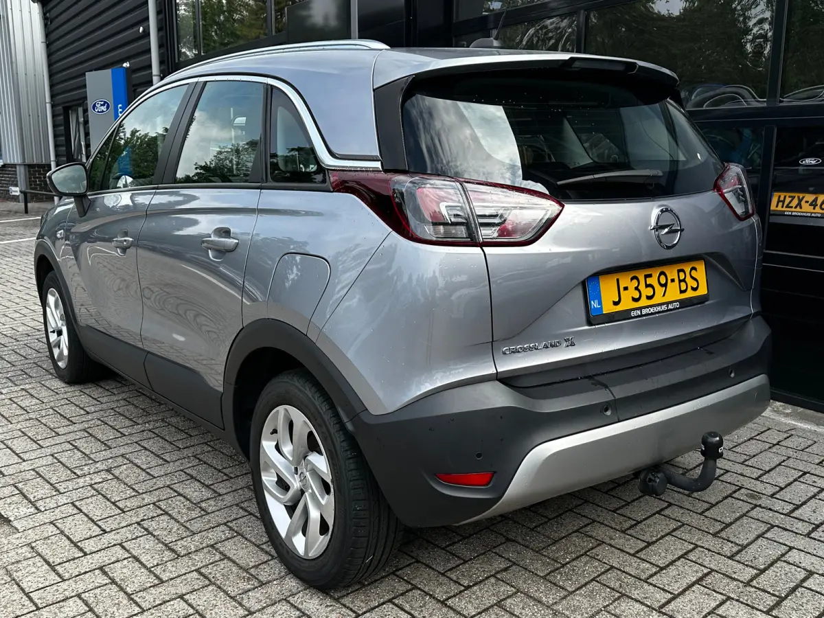 1.2 130 PK Automaat Turbo Innovation | TREKHAAK| LED KOPLAMPEN| PARKEERSENSOREN| NAVIGATIE + APPLE CARPLAY/ANDROID AUTO| CLIMATE CONTROL| DEALER ONDERHOUDEN|