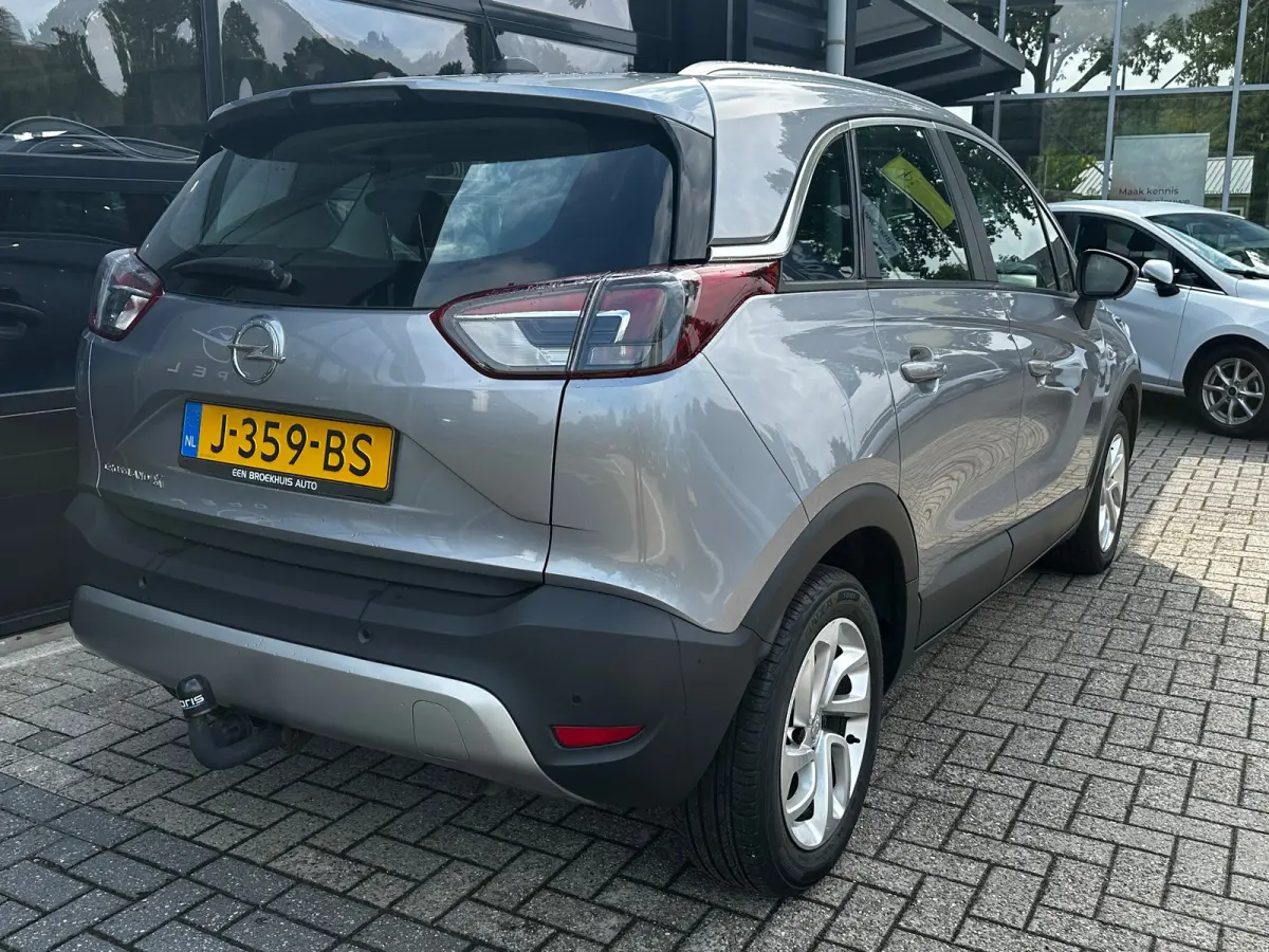1.2 130 PK Automaat Turbo Innovation | TREKHAAK| LED KOPLAMPEN| PARKEERSENSOREN| NAVIGATIE + APPLE CARPLAY/ANDROID AUTO| CLIMATE CONTROL| DEALER ONDERHOUDEN|