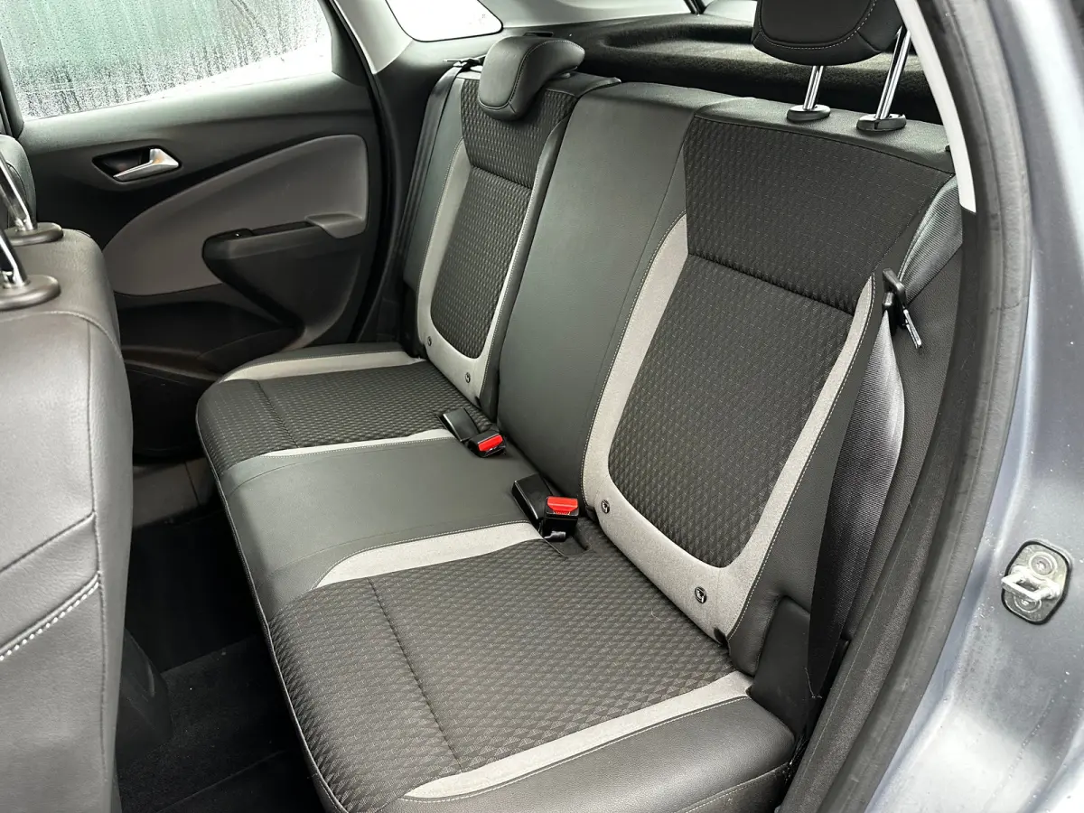 1.2 130 PK Automaat Turbo Innovation | TREKHAAK| LED KOPLAMPEN| PARKEERSENSOREN| NAVIGATIE + APPLE CARPLAY/ANDROID AUTO| CLIMATE CONTROL| DEALER ONDERHOUDEN|