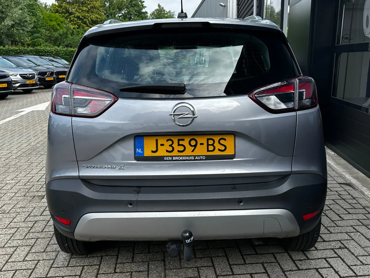 1.2 130 PK Automaat Turbo Innovation | TREKHAAK| LED KOPLAMPEN| PARKEERSENSOREN| NAVIGATIE + APPLE CARPLAY/ANDROID AUTO| CLIMATE CONTROL| DEALER ONDERHOUDEN|