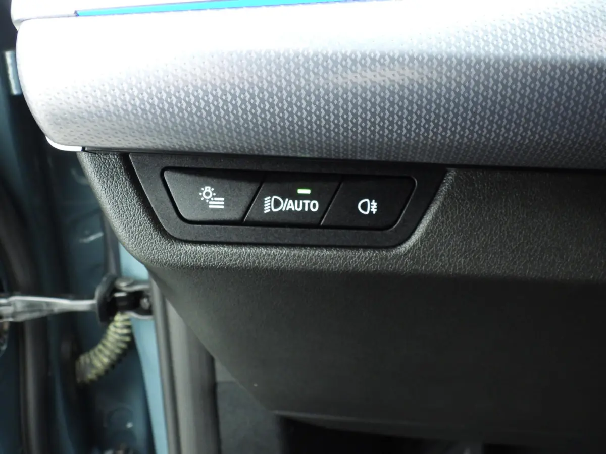 xDrive25e | M-Sportpakket | LED | Navigatie | Sportstoelen | Stoelverwarming | DAB | Harman-kardon sound | Alu 18 inch